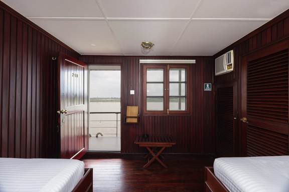 Ship accomodation